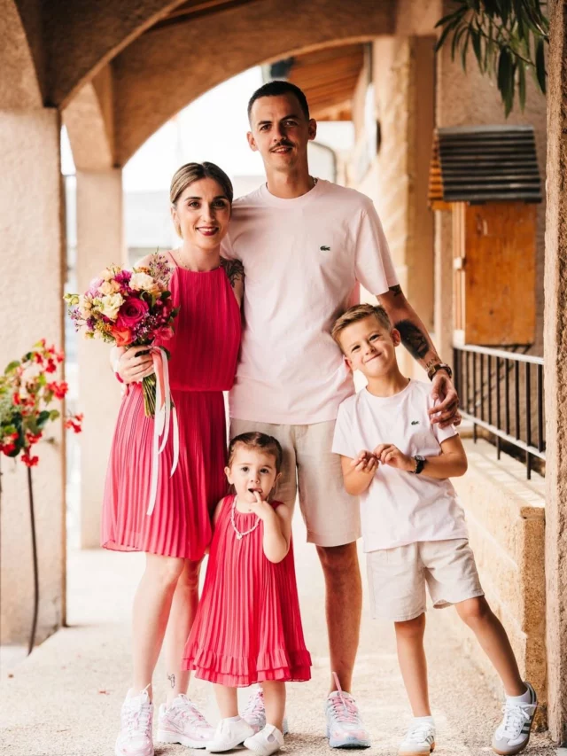 Zoom sur le mariage de Kenza & Clement haut en couleurs !! 🌸🌸

Un Grand Merci pour leur confiance 

@ très bientôt 🔜